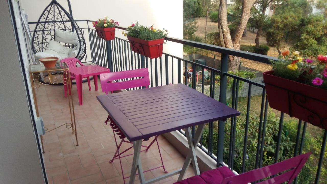 Appartement F3 Valescure Saint-Raphaël Екстериор снимка