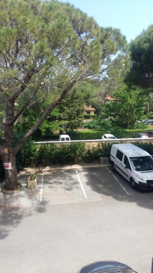 Appartement F3 Valescure Saint-Raphaël Екстериор снимка